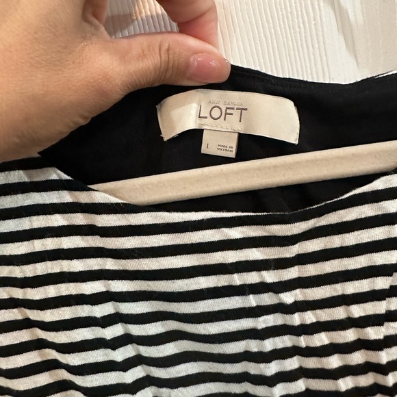 Loft large dress faux wrap gathered black and white striped - Picture 2 of 2